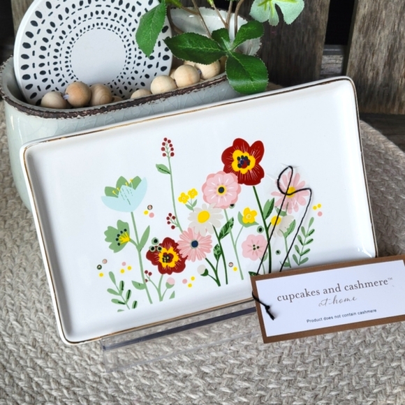 NWT cupcakes & cashmere rectangular floral trinket dish gold border cera… - Picture 3 of 6